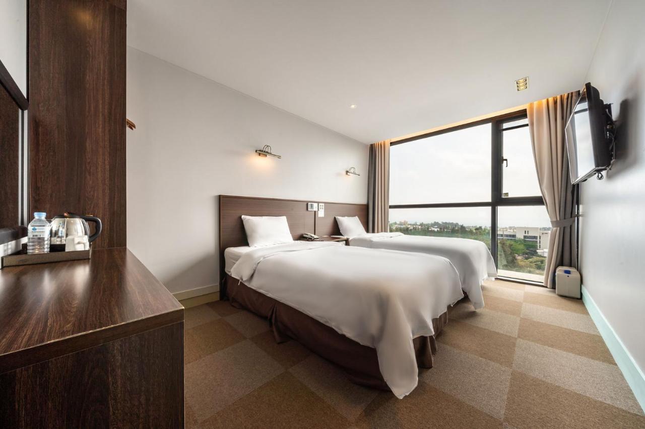 Sunrise Hotel Jungmun Branch Согвіпо Екстер'єр фото